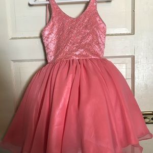 NWOT Flirty Party Dress W/Bead & Sequin Detail Sz7